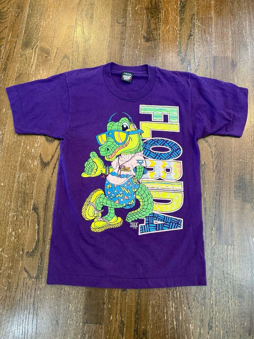 Vintage 90s Florida Alligator Graphic T-Shirt Size S Screen Stars Best